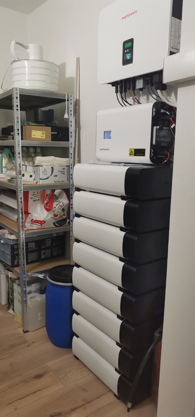 Realizácia SOLARDOM — Zlaté Moravce · Wattsonic 10 kWp + 18,30 kWh