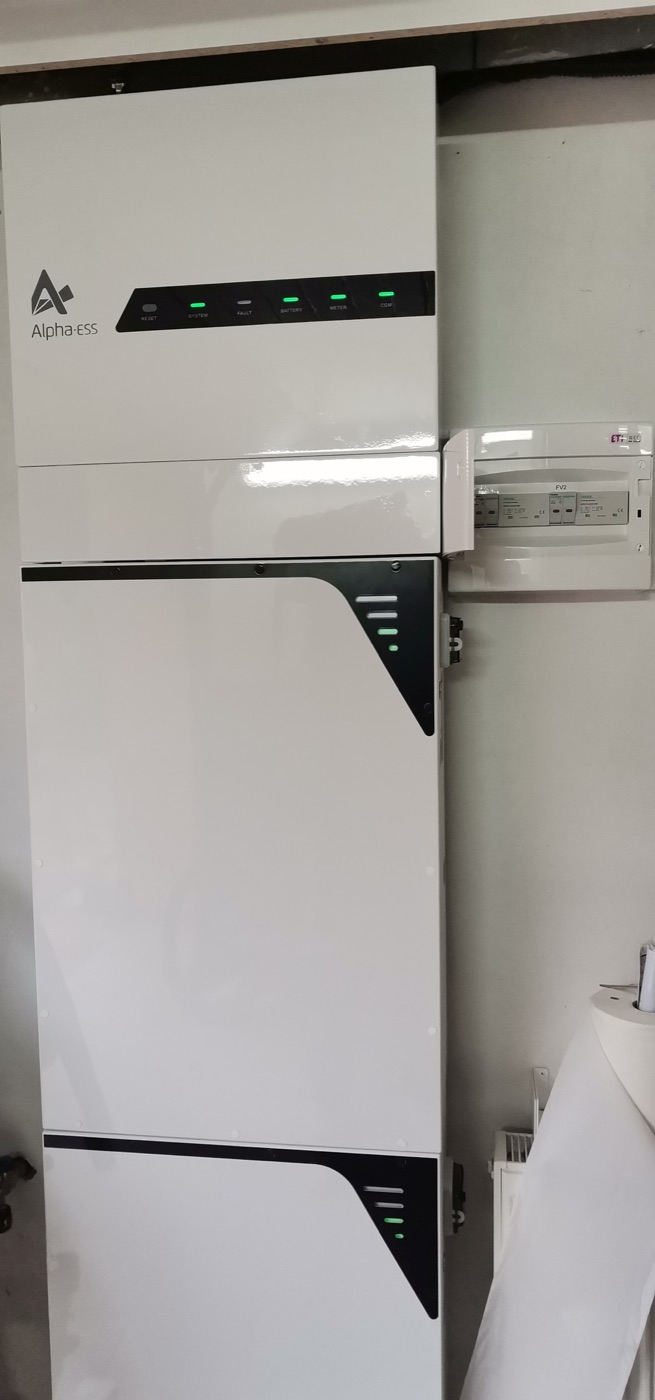Realizácia SOLARDOM — Považská Bystrica · Alpha ESS 10 kW + 16,40 kWh batéria